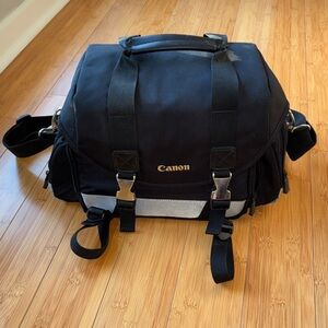 Canon 200DG Camera Bag Large Digital SLR Lens Case Gadget Black -